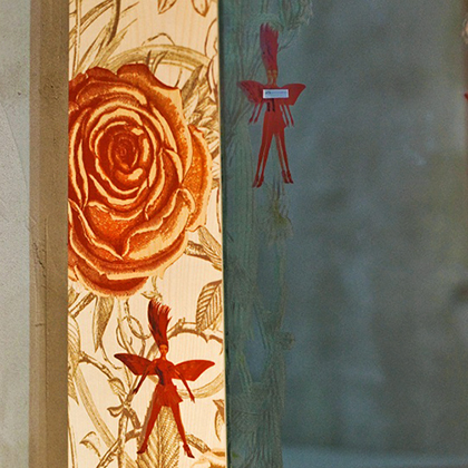 Floor mirror. Detail